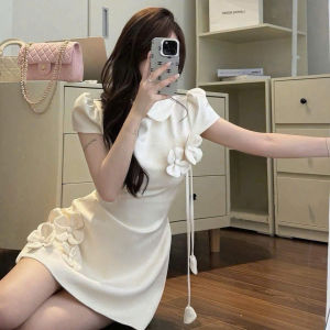 Đầm tiểu thư đi tiệc đầm công sở ngắn cổ sen khoá kéo bồng đính 5 hoa Mango kèm quần rời xinh