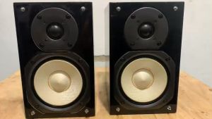 Bán Cặp Loa Booksheolf Onkyo D - N8 đẹp keng hát tốt