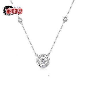Fashion Necklace Mobius Series Three-Second Heart Necklace Female Sweet Accessible Luxury Clavicle Chain