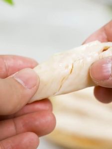 Puppy 40กรัม อกไก่ต้ม ขนมแมว ขนมสำหรับสุนัขและแมว มีคุณค่าทางโภชนาการ มีวันผลิต LI0076