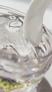 ❤️ Hayyu Beauty ❤️ Glad2Glow Centella Soothing Moisturizer Gel Cica Pelembab Wajah 30g Oil-Control Hydrating Moisturizer