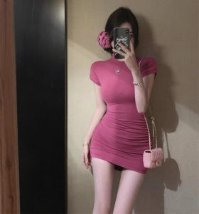 ชุดเดรสสั้นทรงเอสีชมพู แขนสั้น เอวสูง กระโปรงทรงเอเข้ารูป ชุดทำงานสไตล์เกาหลี ฤดูใบไม้ผลิและฤดูร้อน