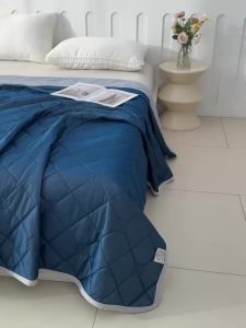 Ultra-Soft Summer Cooling Blanket - Lightweight Breathable Easy Care Cooling Blanket For Hot Sleepers Cooling Thin Quilt