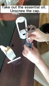 ​​Rechargeable Aroma Diffuser & Humidifier - Essential Oil with LED & Auto-Off USB for Home/Office