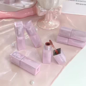 NEW Gege Bear Hydrating lip serum gloss