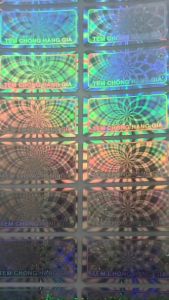 Tem chống giả hologram 7 màu 1x2cm combo 1.000c