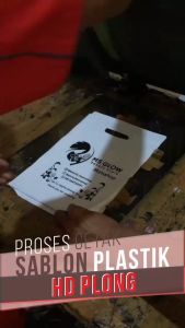 (Isi 100) Plastik Sablon Packing Olshop Plong Murah 20x28 Free Design