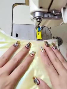 Sewing Machine Anti - Eating Cloth Roller Press Foot Teflon Wear - Resistant Flat Car Wide Gap Press
