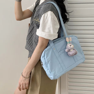 กระเป๋าถือผ้าใบทรงสี่เหลี่ยม กระเป๋าเดินทางแบบลำลอง ความจุขนาดใหญ่ น้ำหนักเบา กระเป๋าสะพายไหล่ข้างเดียวสำหรับเดินทาง กระเป๋าใต้วงแขน แฟชั่นฤดูร้อน 2024