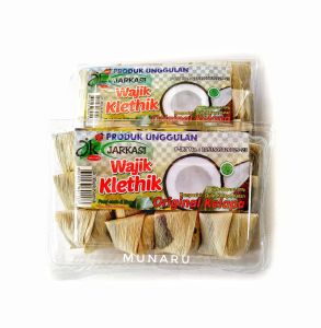 Wajik Kletik Kelapa Makanan Tradisional Khas Jawa Jarkasi Wajit Bungkus Klobot
