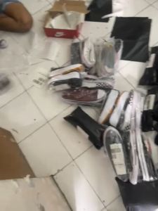 Sepatu Converse 70s Run Star Hike: Sepatu Wanita dan Pria yang Stylish dan Nyaman