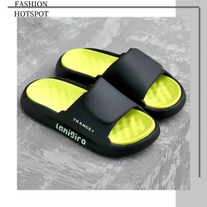 QZshop รองเท้าแตะแฟชั่นผช สีดำขาว รูปแบบสวมผชเรียบๆลูกู่ สบาย ภาพลายตัวอักษรนูน รองเท้าแตะบันไดเฟอร์ชั่น รูปแบบพื้นนูน ปริมาณ 1 ชุด (สมทวี่ 2 ส่วน)