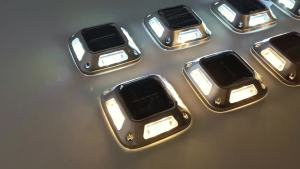 4PCS Solar Dock Lights 8LEDs Deck Driveway Light Outdoor Waterproof Wireless for Path Warning Garden Walkway Sidewalk Steps Deco
