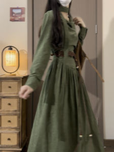LIRUSHAN | French Style Petite Green Long Sleeve Maxi Dress