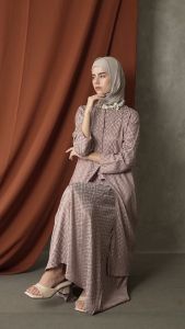 Shaybee - Arkayna Oneset ala Malay Setelan Tunik dan Rok Baju Lebaran Busui dan Wudhu Friendly