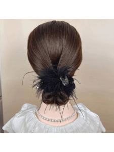 Hair Styling Fixation Swan Feather Faux Fur Clip