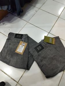 celana panjang laki-laki model kekinian kualitas bahan lembut dan adem