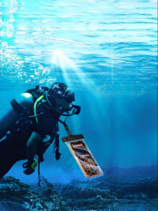 DOONPI | Touchscreen Waterproof Pouch for Swimming