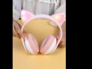 【✅SG Brand】RICHMENT Cat Ear Wireless Bluetooth Headphones with Colorful RGB LED Light Over-Ear HiFi Stereo Sound Bluetooth 5.0 Foldable Headband TF Card & AUX Support Gaming Music Headset with Long Battery Life