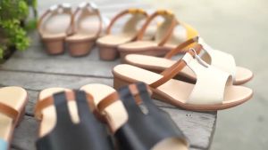 2024 Summer sandal drag Korean flat heel one word beach sandals for woman slippers women Flat Sandals