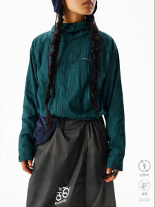 CryingCenter | Thermal Locking Hooded Short Jacket Long Sleeve