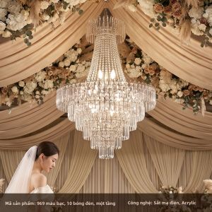 BEAUTY IN THE LIGHT | Đèn chùm mạ pha lê