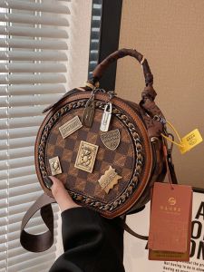 Trendy Fashion Badge round Shoulder Bag Womens Crossbody Bag with Wide Strap Single Shoulder Slanting Bag Casual Style