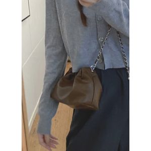 Fashionable Retro Bucket Bag Womens Crossbody Chain Bag Versatile Stylish Small Size Soft PU Leather Casual Handbag