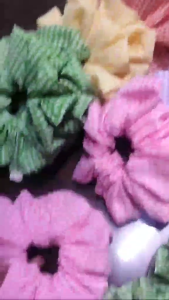 Premium Checkered Scrunchies