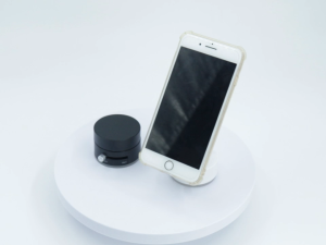 ขาตั้งมือถือพกพาขนาดเล็ก พร้อมระบบสูญญากาศดูดแน่น แบบพับได้ใช้ได้ทั้งบนโต๊ะ รถยนต์  A2ที่วางโทรศัพท์ในรถยนต์