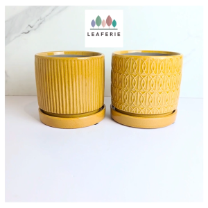The Leaferie Madigan plant pots. Ceramic flowerpot . flowerpots . flower pot . planter . planters . Flowers
