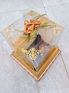 Tempat Mahar Perhiasan Pernikahan (Cincin dan Gelang)