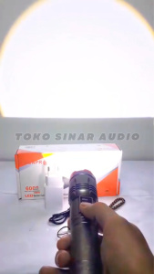 Senter 1000 Meter Lensa Teleskop Zoom In-Out Tahan 30 Jam Daya 30W Full Alumunium Senter Tangan LED Super Terang Bisa Di Zoom SUNPRO SL-130 / SL-131