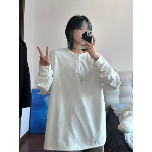 เสื้อยืดคอกว้างทรงหลวมสไตล์เกาหลีย้อนยุคสำหรับผู้ชาย ฤดูใบไม้ร่วง แบรนด์ดัง ลำลอง ดีไซน์เฉพาะตัว เสื้อชั้นใน