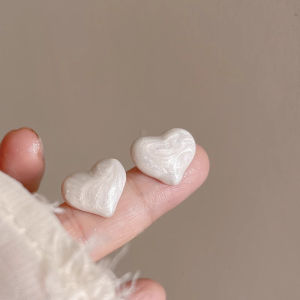 ต่างหูรูปหัวใจสีขาว 925 เงินแท้ ดีไซน์เรียบง่ายหรูหรา ดีไซน์เฉพาะตัว ต่างหูห้อยหูแบบห้อยเล็ก