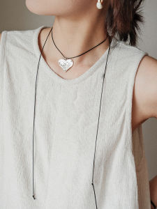 Long Design Metal Heart Necklace Adjustable Silver Color Sweater Chain New Style Womens Fashion Jewelry Fresh Outlined Pendant