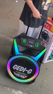 ลำโพงบลูทูธ ลำโพงไหญ่ มีคันชักล้อลาก GD-1506 ดอก15นิ้ว แถมไมค์ลอย2ตัว+รีโมท เสียบไมค์ได้ เบสแน่น ปรับ-ปิดไฟLED/เสียงได้ รองรับ AUX TF USB เสียงดี