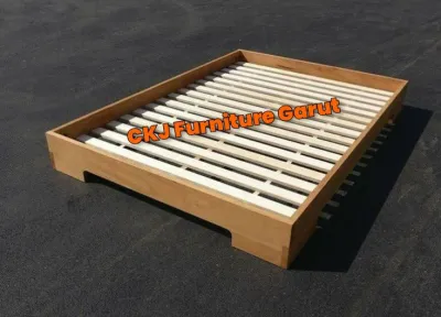 Dipan kasur kayu/Tempat tidur korea/Tempat tidur lesehan/Dipan kayu japan/Dipan kayu pendek 20cm