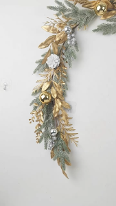Christmas Wreath For Front Door Artificial Golden Flower Garland Pinecone Rattan Set Hanging Outdoor Christmas Decoration 2024