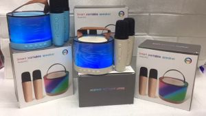 Speaker Bluetooth Karaoke 2 Mic Set Salon Bluetooth bt Speaker karoke Bluetooth Speaker Portable Wireless Karaoke Mini