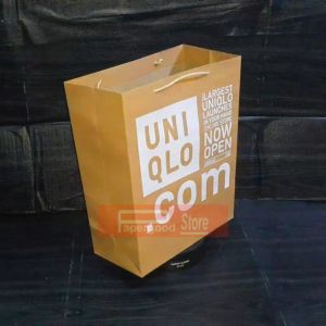 Paper Bag Uniqlo Coklat Medium 33 x 26 x 12