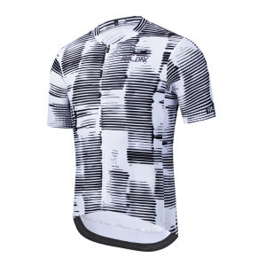 RAUDAX Breathable Cycling Jersey Quick Drying Summer Top with Reflective Details And 3 Back Pockets for Road And Mountain Bike