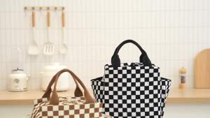 Fashion Checkered Corduroy Lunch Bag Square Insulated Bento Tote for Students and Workers RH2572