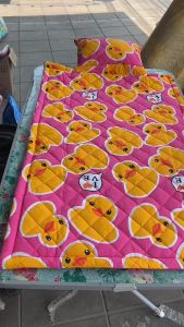 ที่นอนเด็กอนุบาลพร้อมหมอนในตัว ผ้าTCเกรดเอ อย่างดี สำหรับเด็ก 0-6 ปี ดีไซน์การ์ตูนน่ารัก