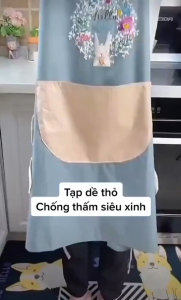 Tạp Dề Hoa Thỏ Có Túi Chống Bám Bẩn Chống Nước Có Khăn Lau Tay 2 Bên Dễ Thương Dày Dặn