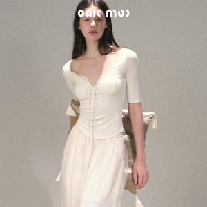 OAKMOO | Áo Sweater Vòng Cổ V Chất Liệu Pha Trộn 5 Túi Dây Ren