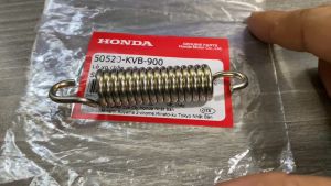 Lò xo chân chống đứng xe click 110 air blade vision (50520KVB900)