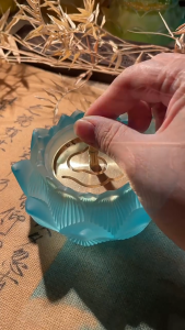 Lư Xông Trầm Nụ Sen Liên Hoa Lưu Ly | Lư Đốt Trầm Thủy Tinh Cao Cấp | Dùng Cho Nhang Nụ Trầm Vụn | Vật Phẩm Phong Thủy Trang Trí Bàn Thờ