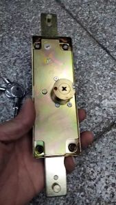 Ổ khoá cửa cuốn kéo tay giá cực rẻ