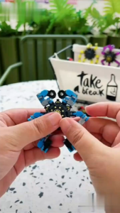Transformable Fingertip Sensory Mechanical Fidget Spinner Hand Gyro Toy Bicycle Chain Decompression Rotating Deformed Spinner
